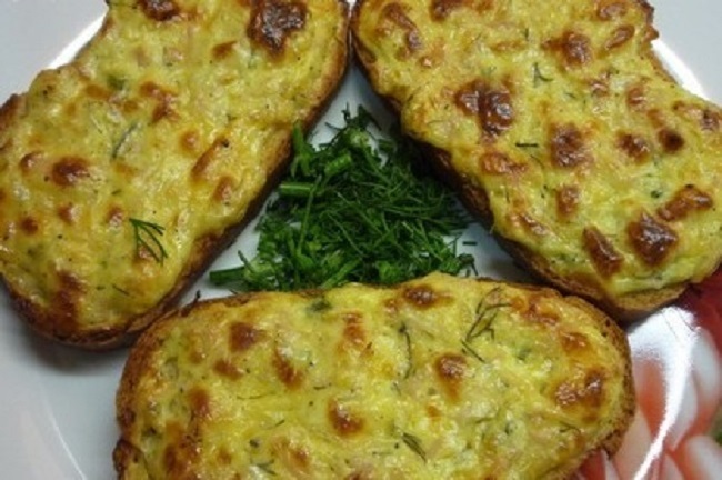 Горячие бутерброды с сыром на сковороде - Кулинарный пошаговый рецепт с фото.
