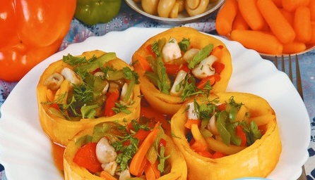 Кабачки в маринаде с овощами